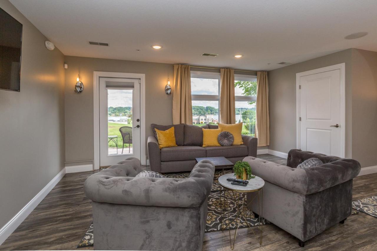 River View Lodge Le Claire ภายนอก รูปภาพ