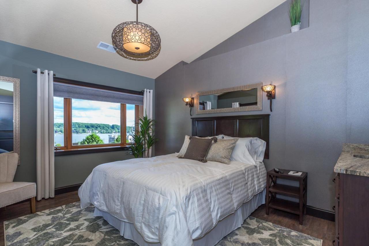 River View Lodge Le Claire ภายนอก รูปภาพ