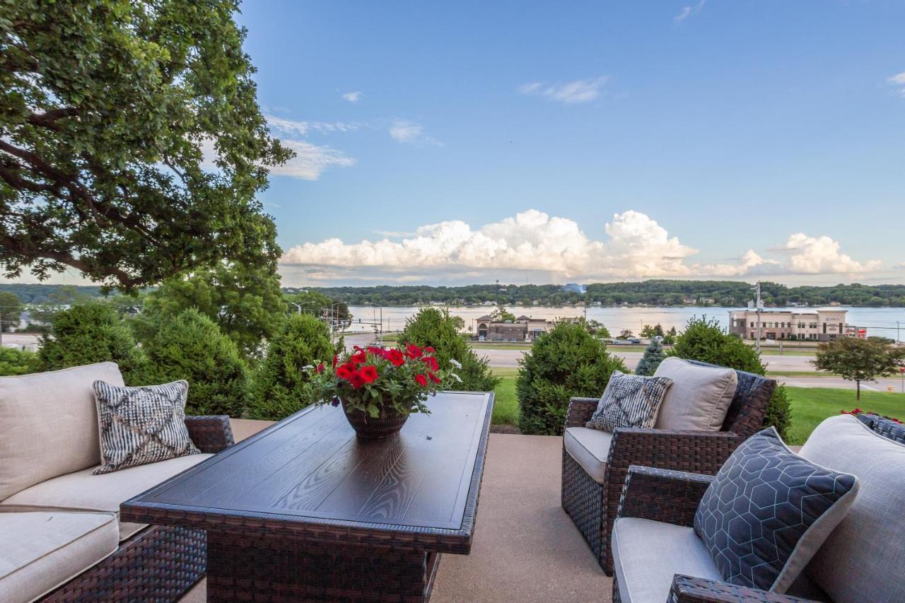 River View Lodge Le Claire ภายนอก รูปภาพ